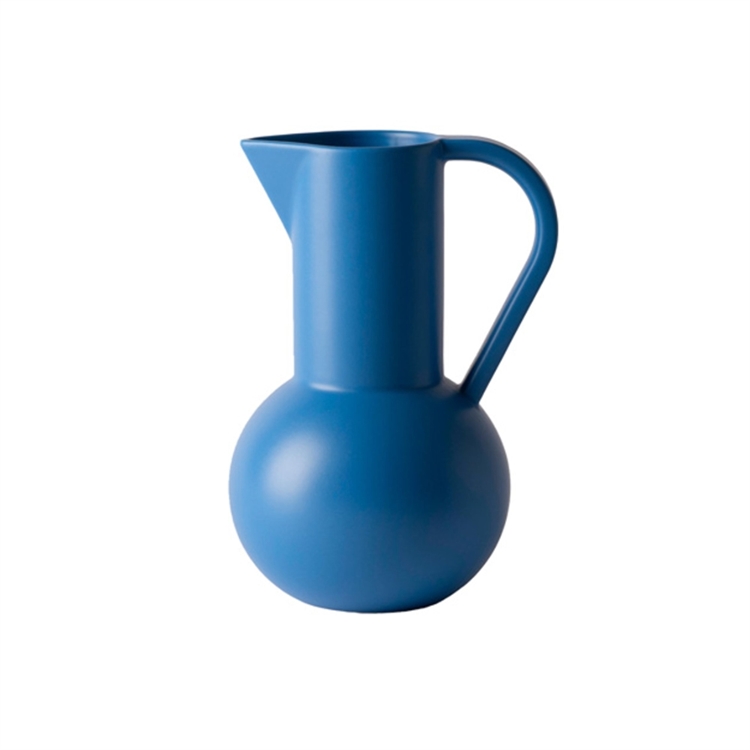 Raawii Strøm Jug Medium - Electric Blue